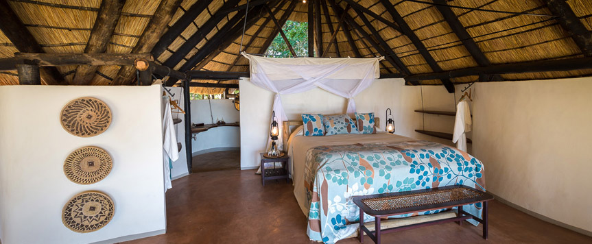 Nkwali Lodge pont flottant